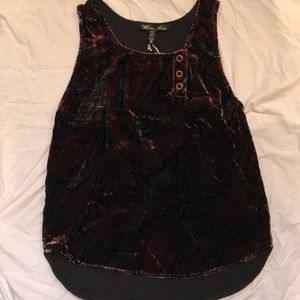 NWT Winter Kate Velvet Tank